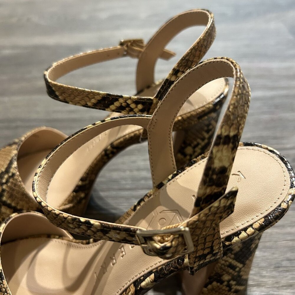 Katy Perry Size 7 37 Square Platform Sandals Snake Print Brown Tan Chunky Heels - Picture 16 of 16